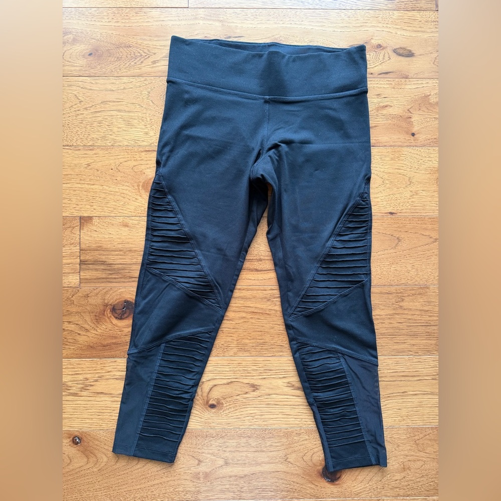 Victoria’s Secret PINK Ultimate Moto Crop Legging Black Size S